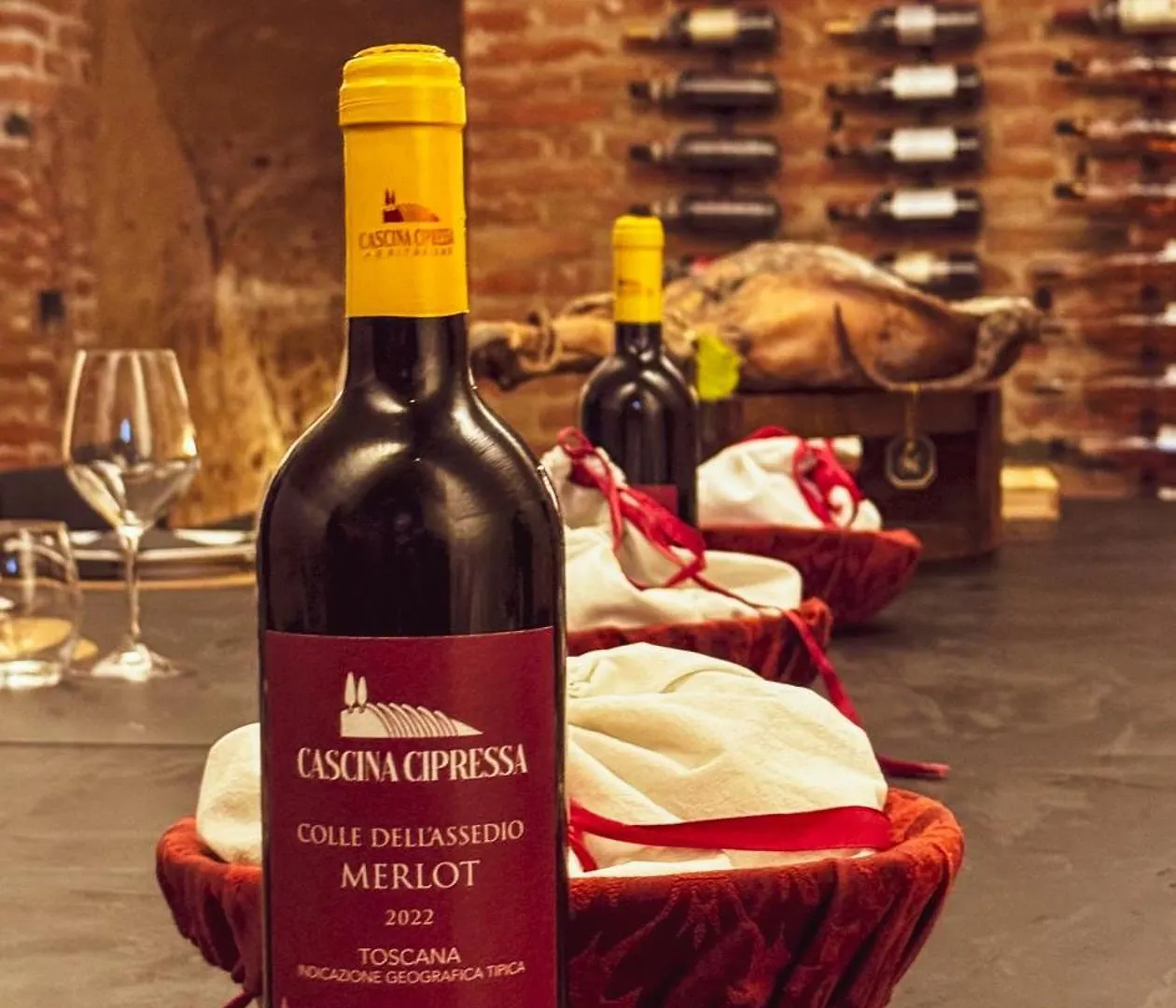 Agriturismo Cascina Cipressa San Romano  Italy