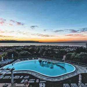 *** Aparthotel La Chioma Di Berenice Garda Italië